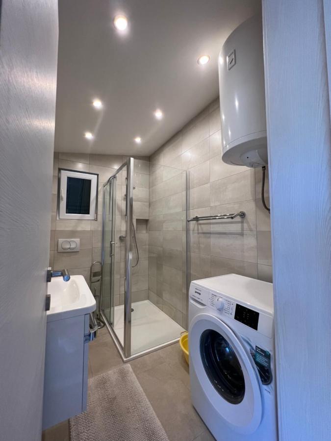 Apartmani Tamaris Vinišće Exterior foto